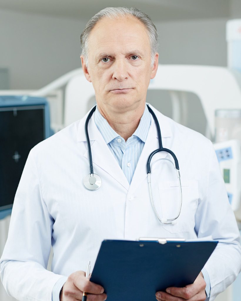 working-doctor-2CHWSKM-pf2n5igpmfm4ppl9w5nt89pd7hae8a7fb8ryn904qo